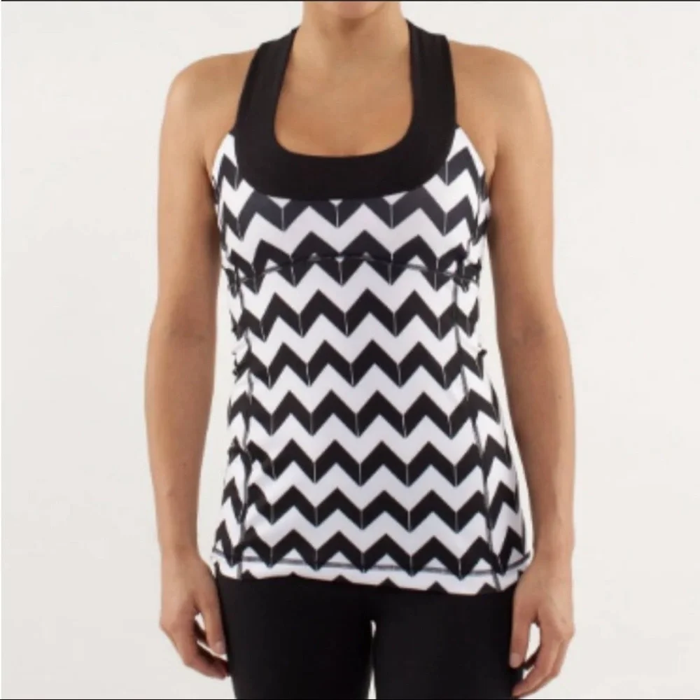 Lululemon Chevron Arrow Scoop Neck Tank